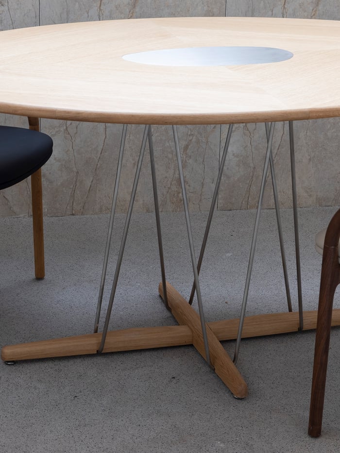 Pebble dining table - Image 6