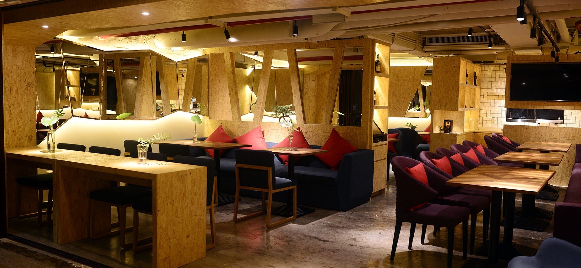 AROMA Western Restaurant Furniture Project 17 seedcasa-aroma-western-restaurant-project-case-hero