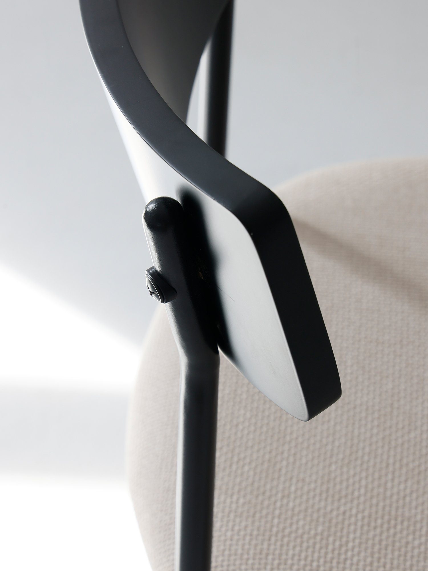 Lift chair 15 Lift Chair black painted plywood backrest and off-white seat detail