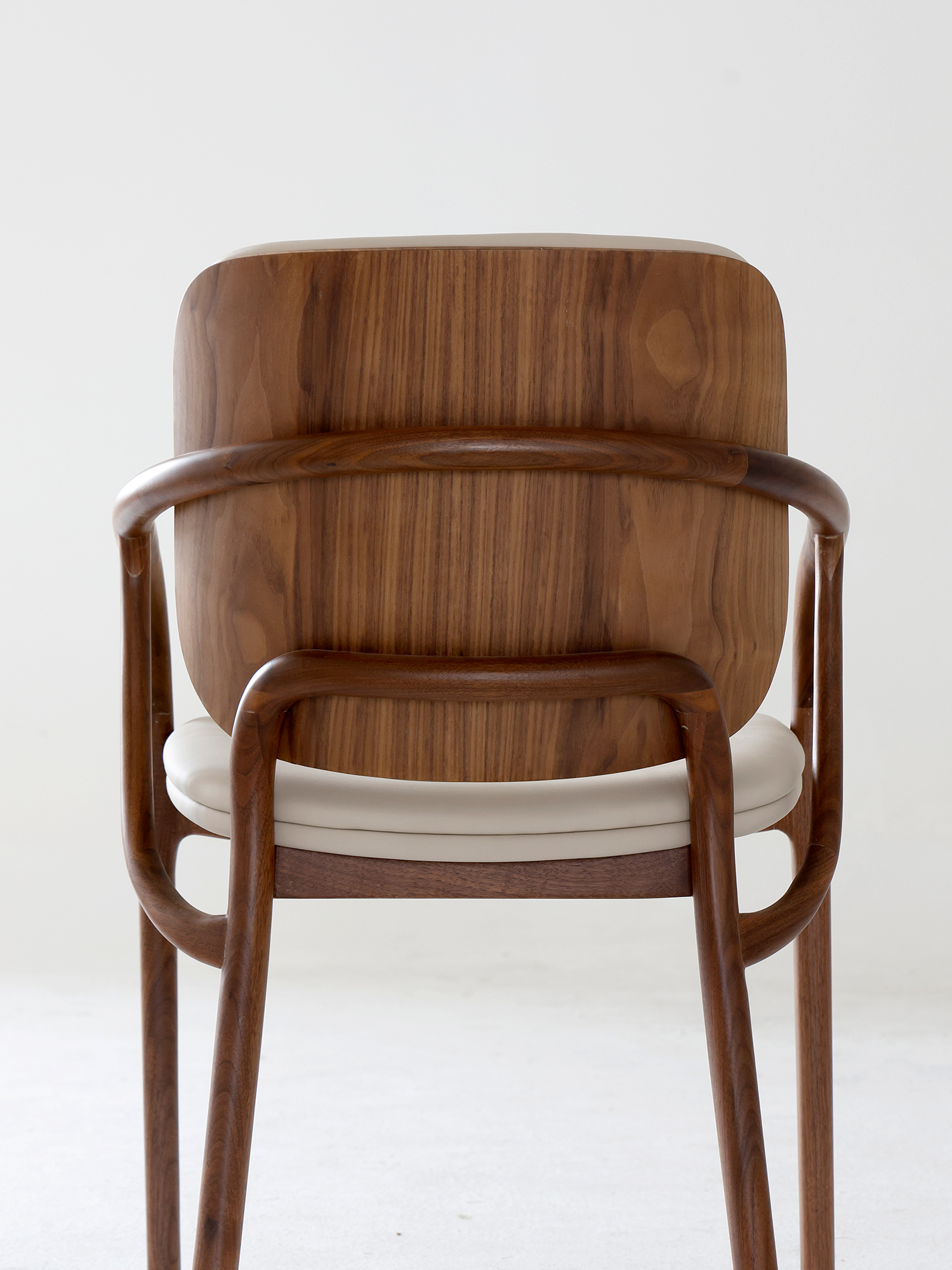 Mufan chair 18 Rear view of Mufan walnut armchair and curved wood back