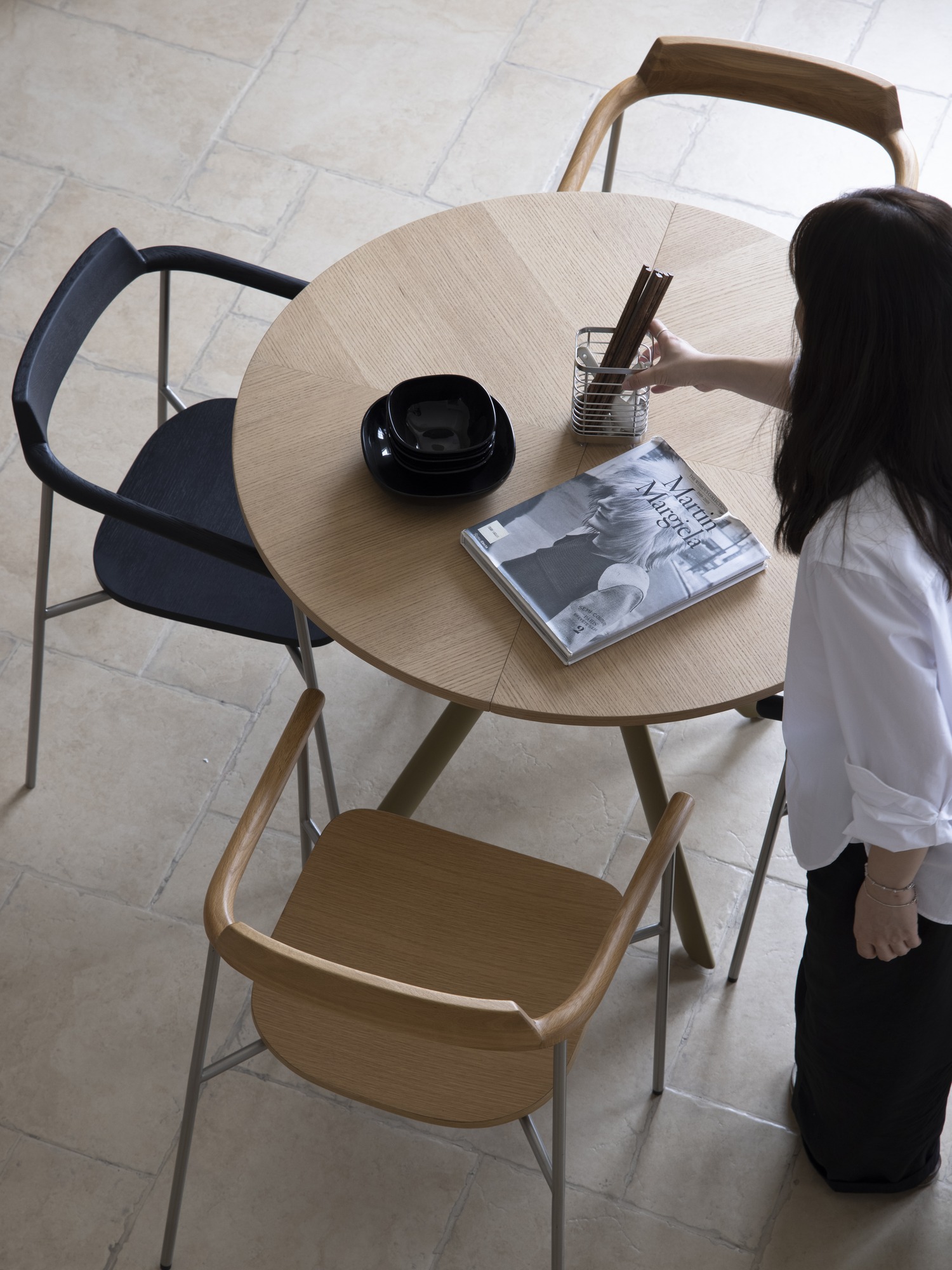 Cirrus Extending Table - Image 5