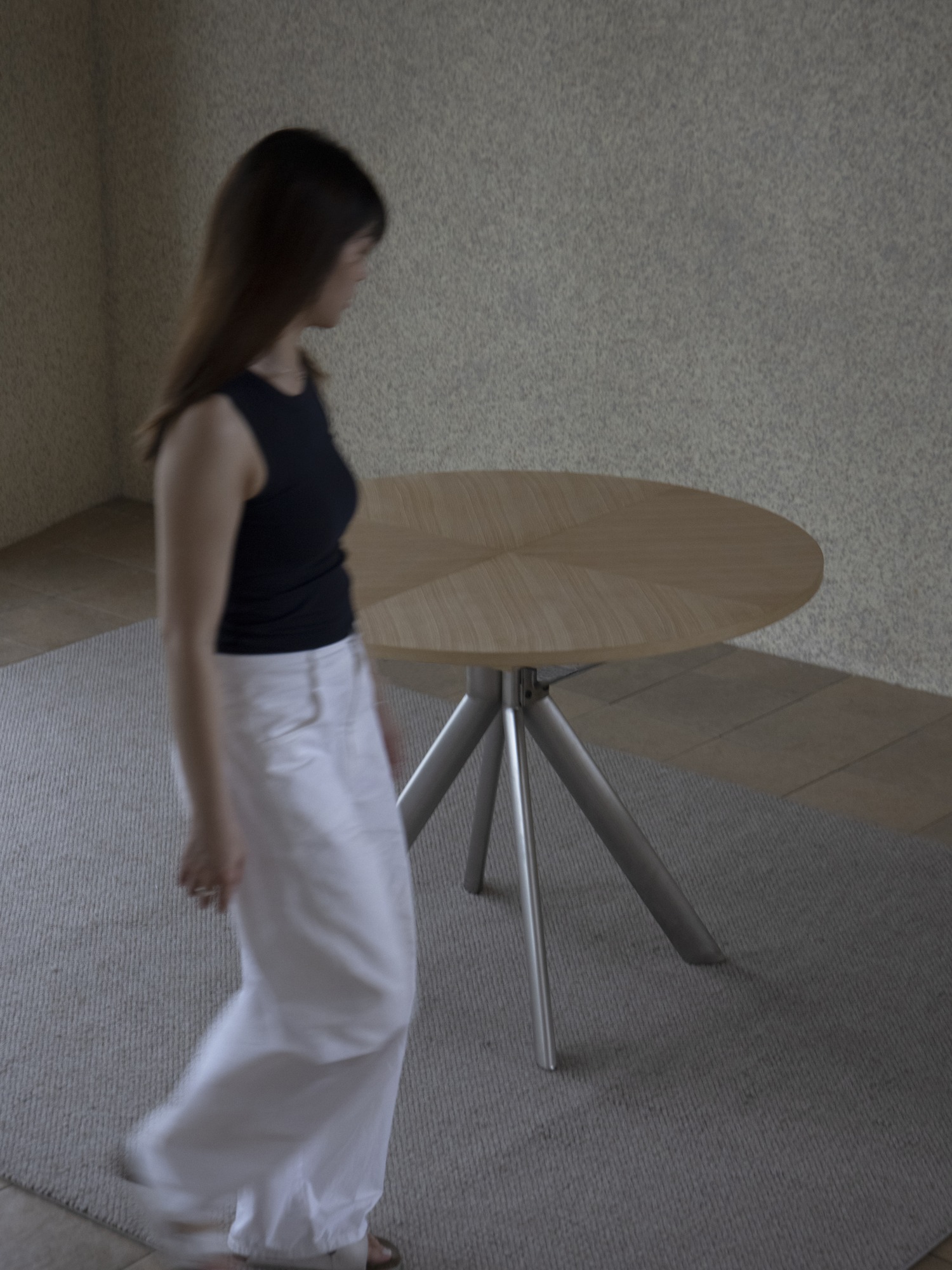 Cirrus Extending Table - Image 9
