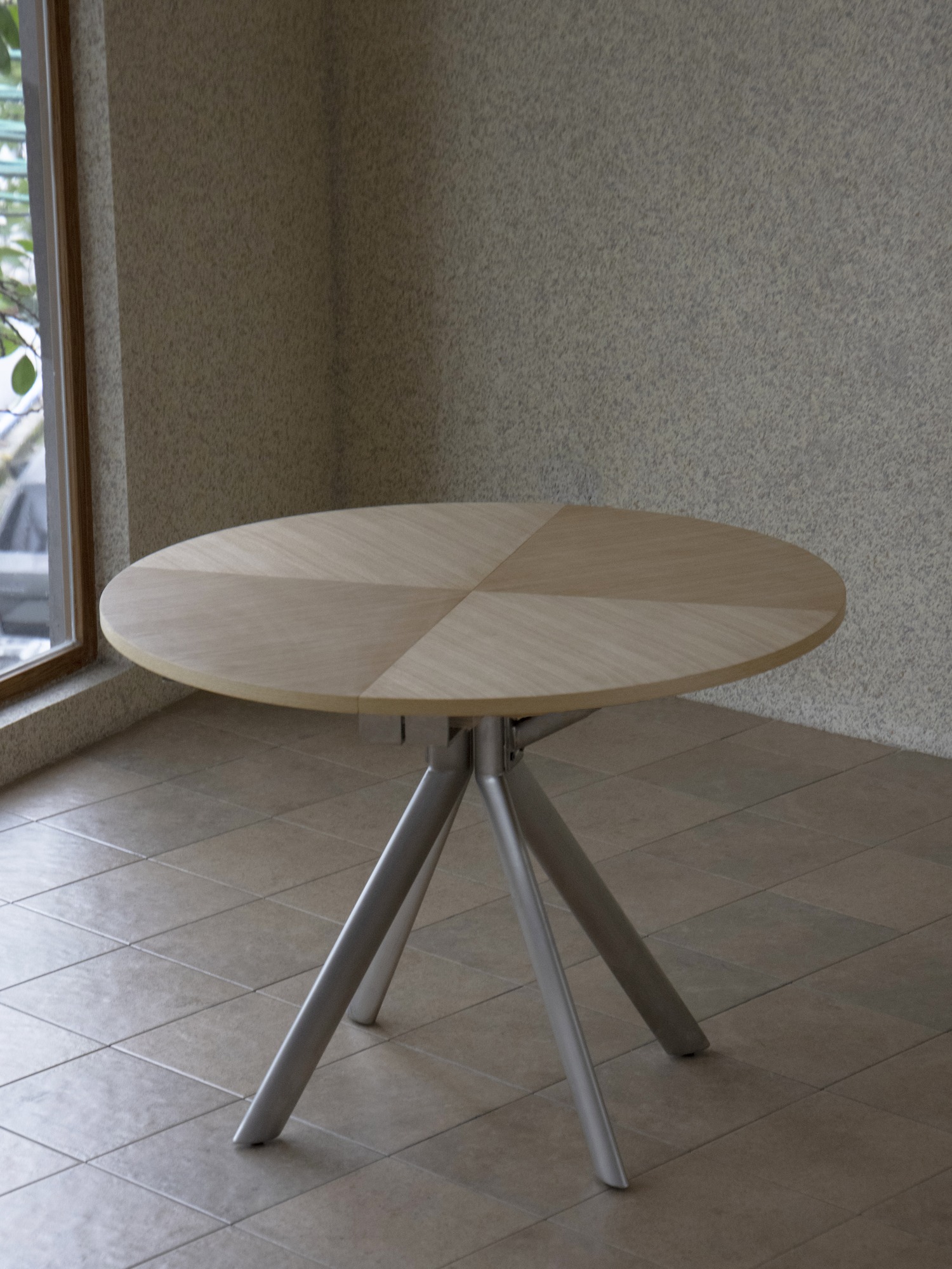 Cirrus Extending Table - Image 10