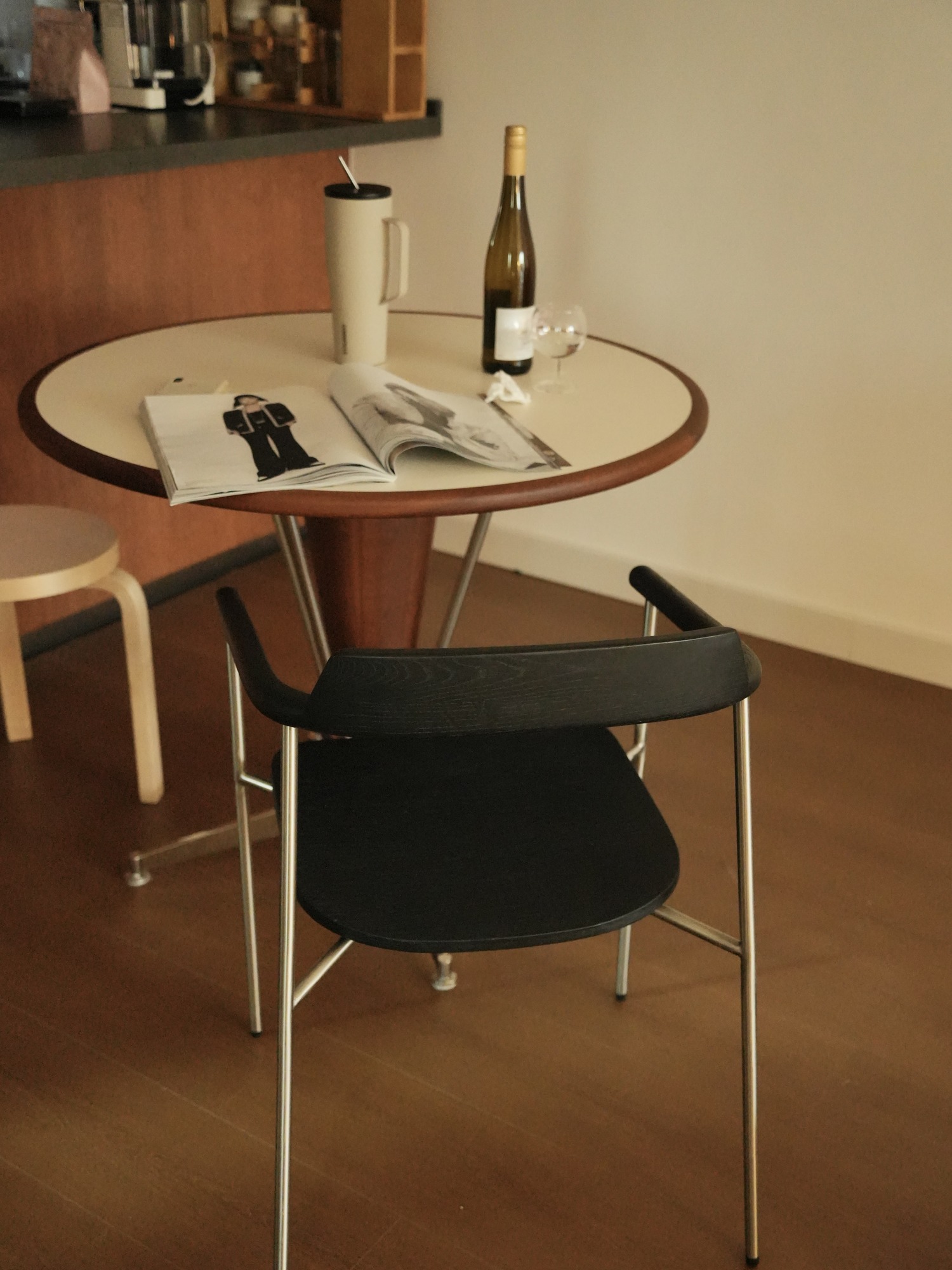 Gentleman Chair - Image 22