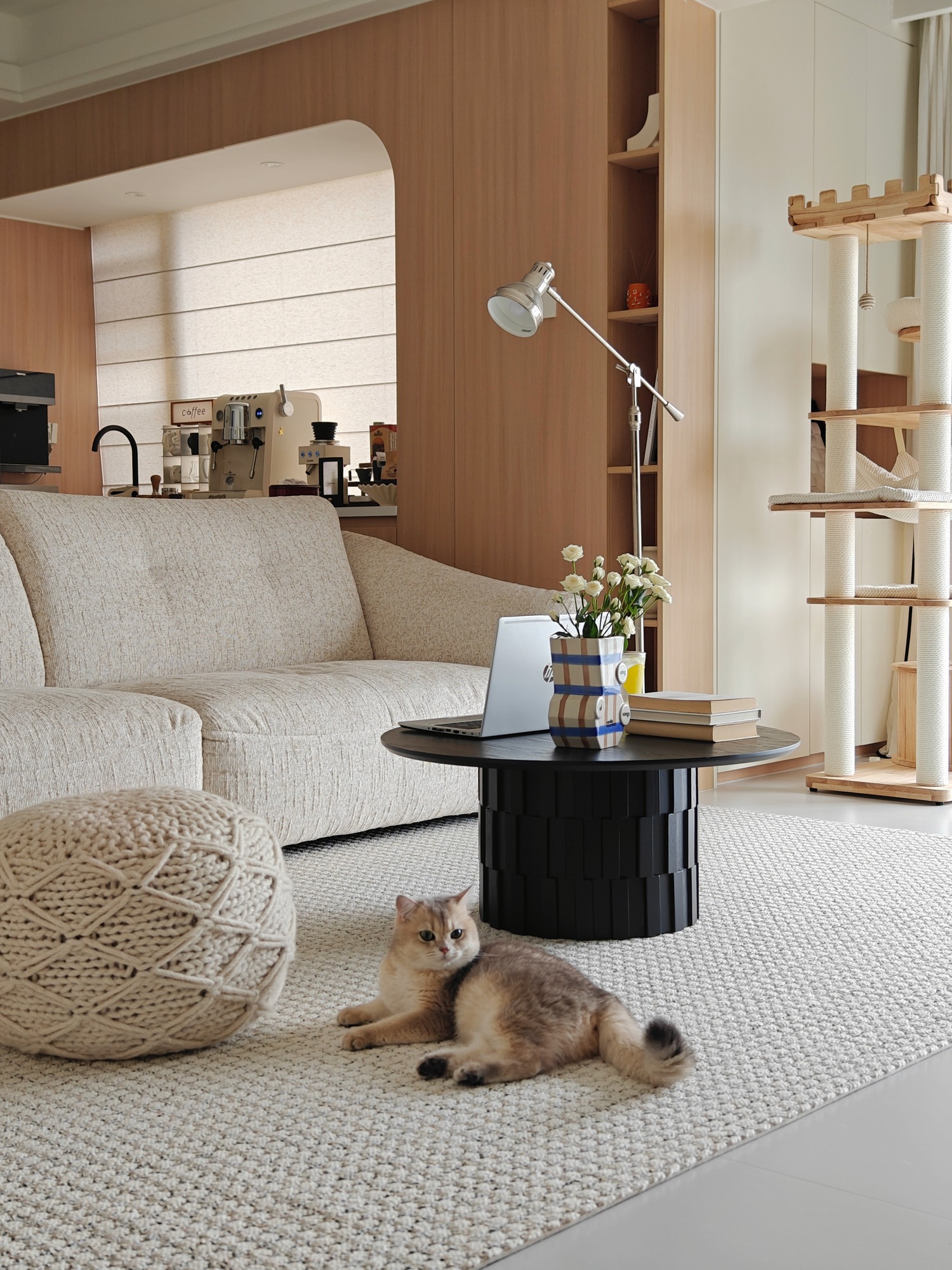 Gewen Coffee Table - Image 17
