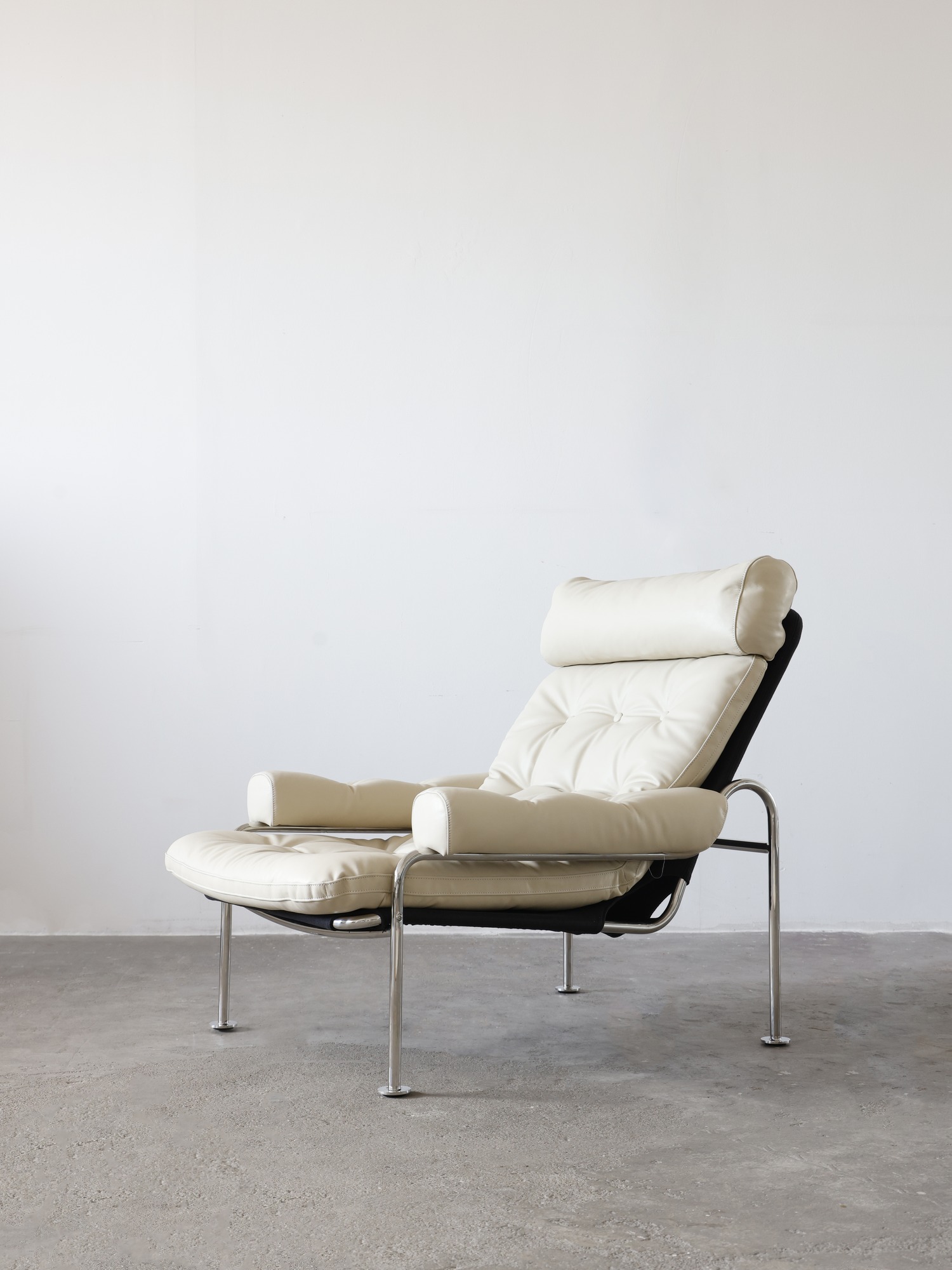 Rum Lounge Chair - Image 5