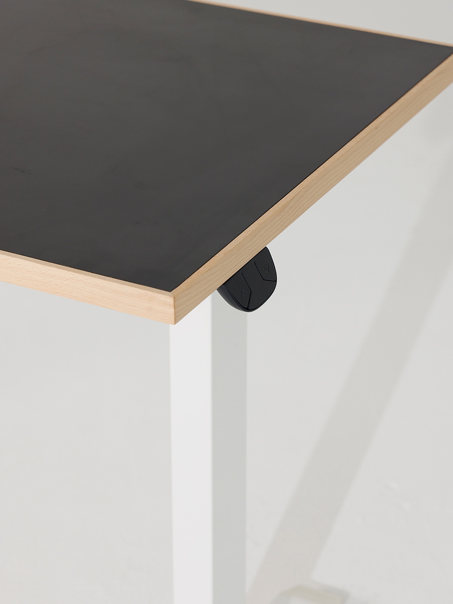 Top Lift Desk - Image 6