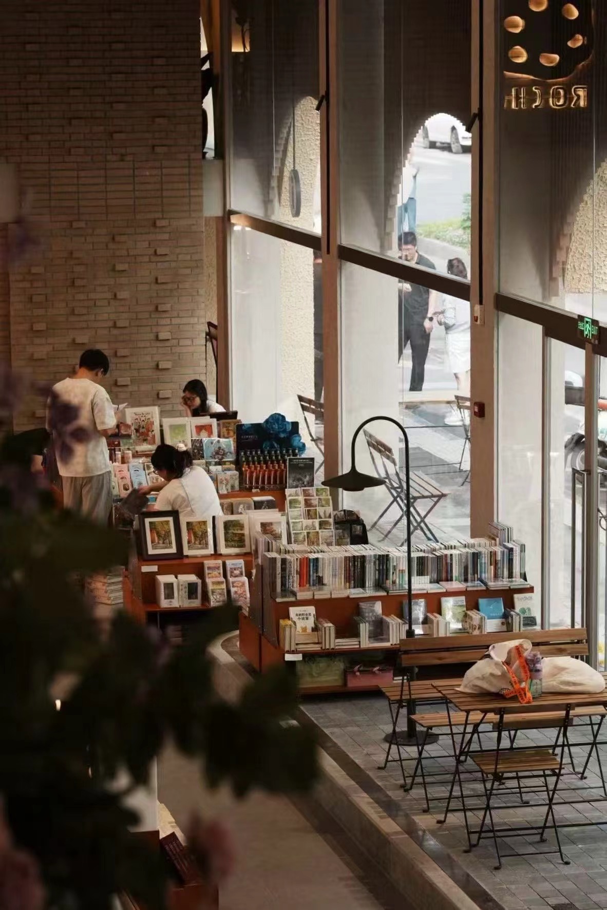 Retail display and window seating inside Jinchuang Bookstore